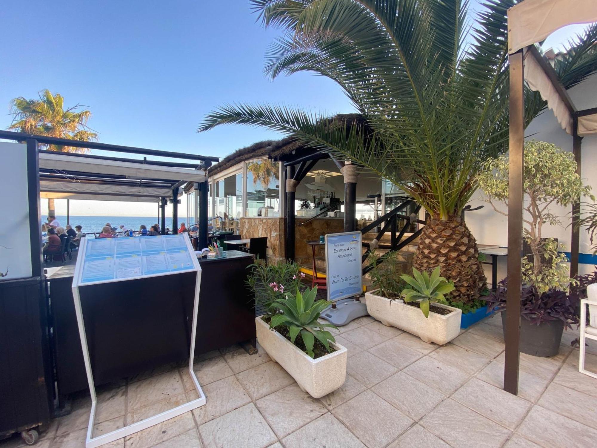 Frontline Beach Ground Floor With Privet Garden, Mi Capricho 16 Mijas Dış mekan fotoğraf